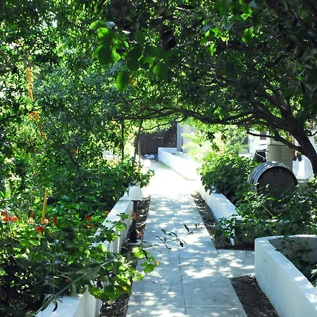 דירה Milos Garden אדאמאס